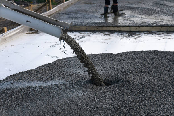 Best Concrete Pool Decks in Lake Fenton, MI
